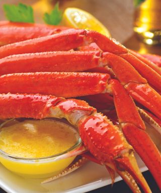 crab legs with melted butter
